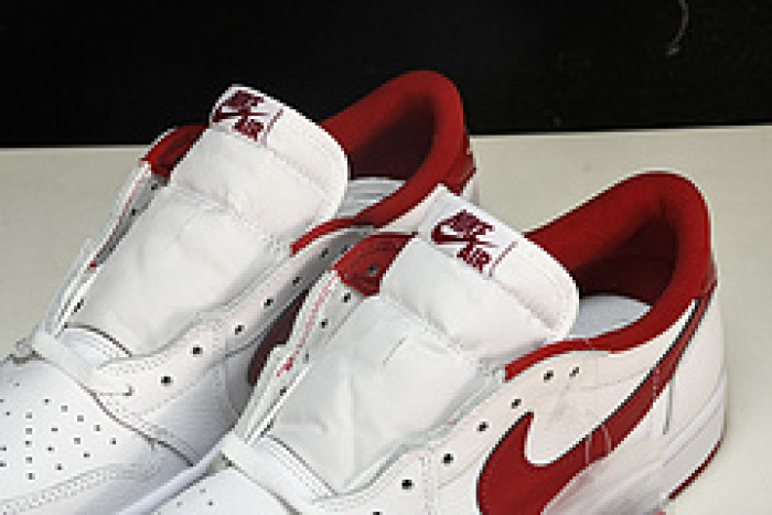 jordan 1 retro low white varsity red - 705329-101