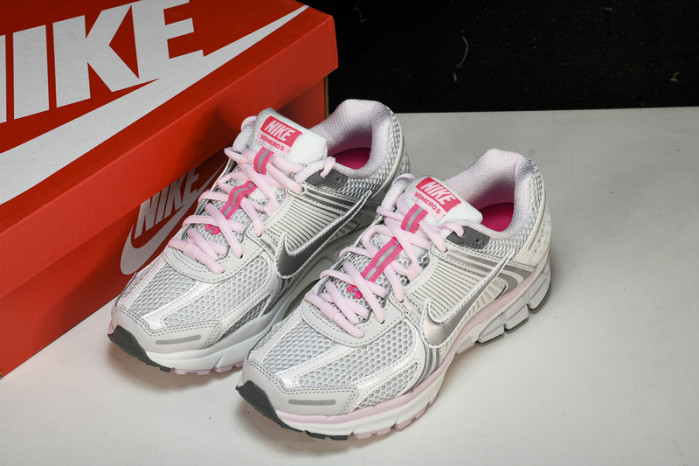 nike zoom vomero 5 "520/silver/pink" fn3695-001