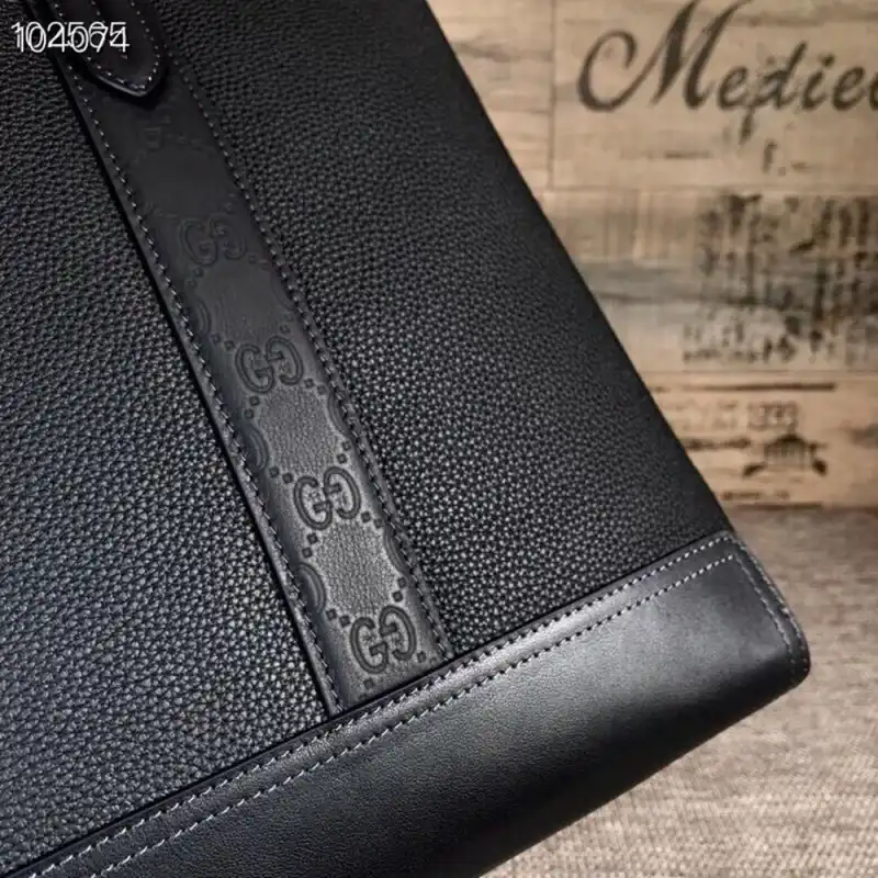 G*u*i bags 1910bb0027