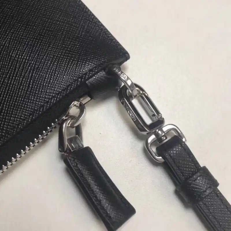 Pra*a bags 1910bb0044