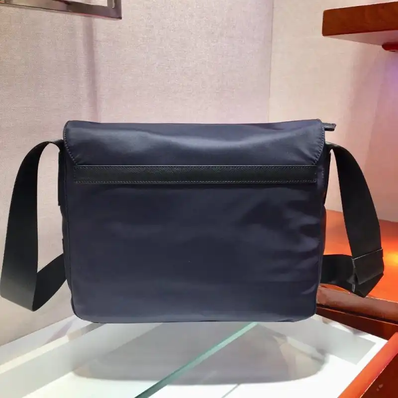 Pra*a bags 1910bb0056