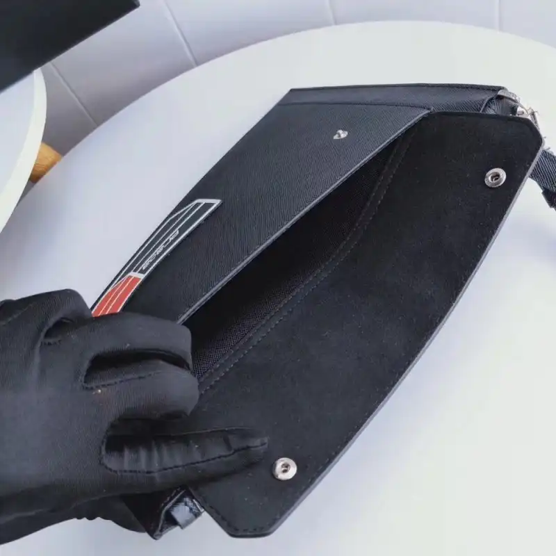 Pra*a bags 1910bb0074