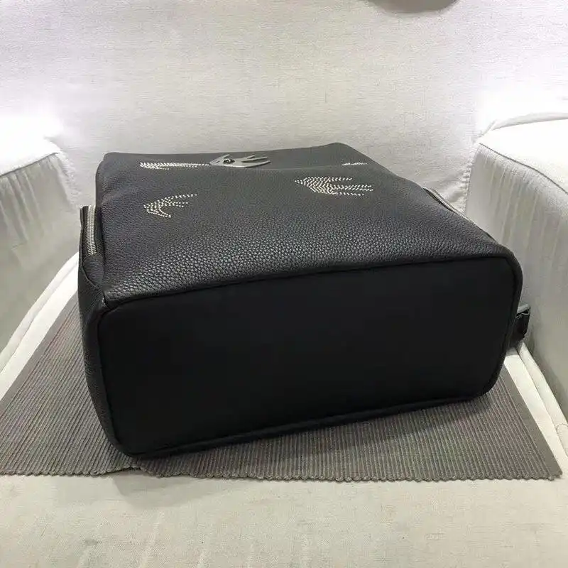 a1exa*der Mcqv*en bags 1917m0003