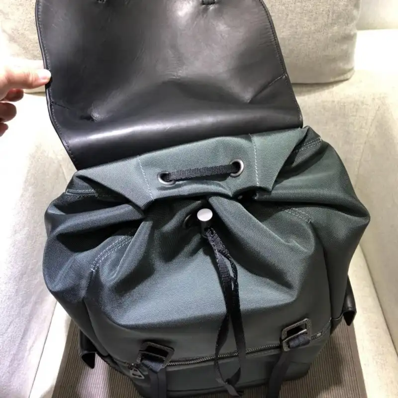 b0tt*ga Ven*ta bags 1917m0011