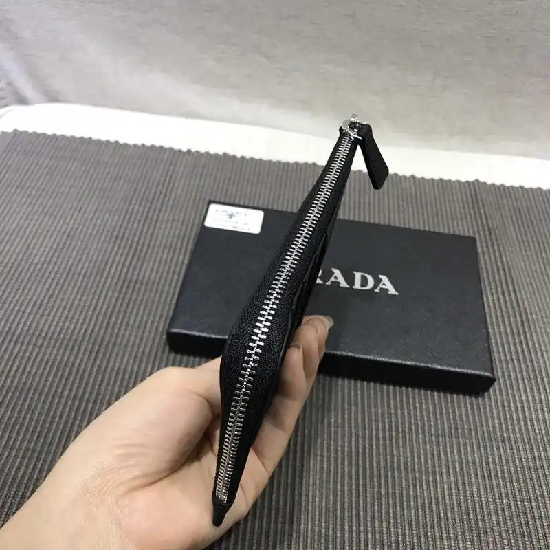 Pra*a bags 1917m0109