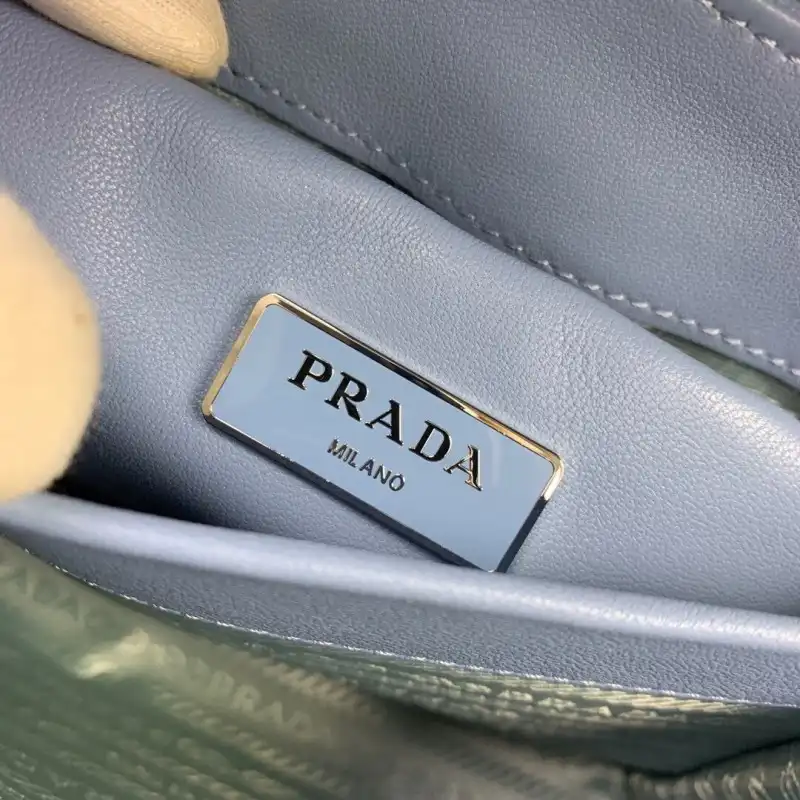 Pra*a bags 19b57b0062