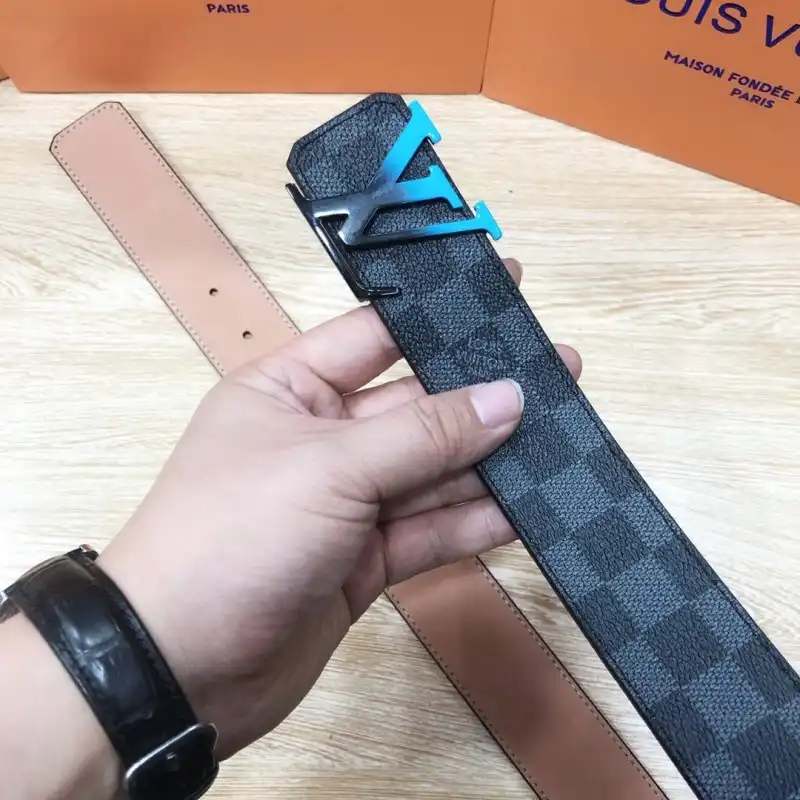 LV s Belte 19XIA0027