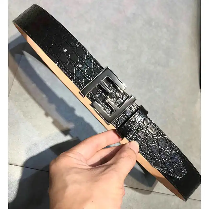 F**di s belte 19xf0051