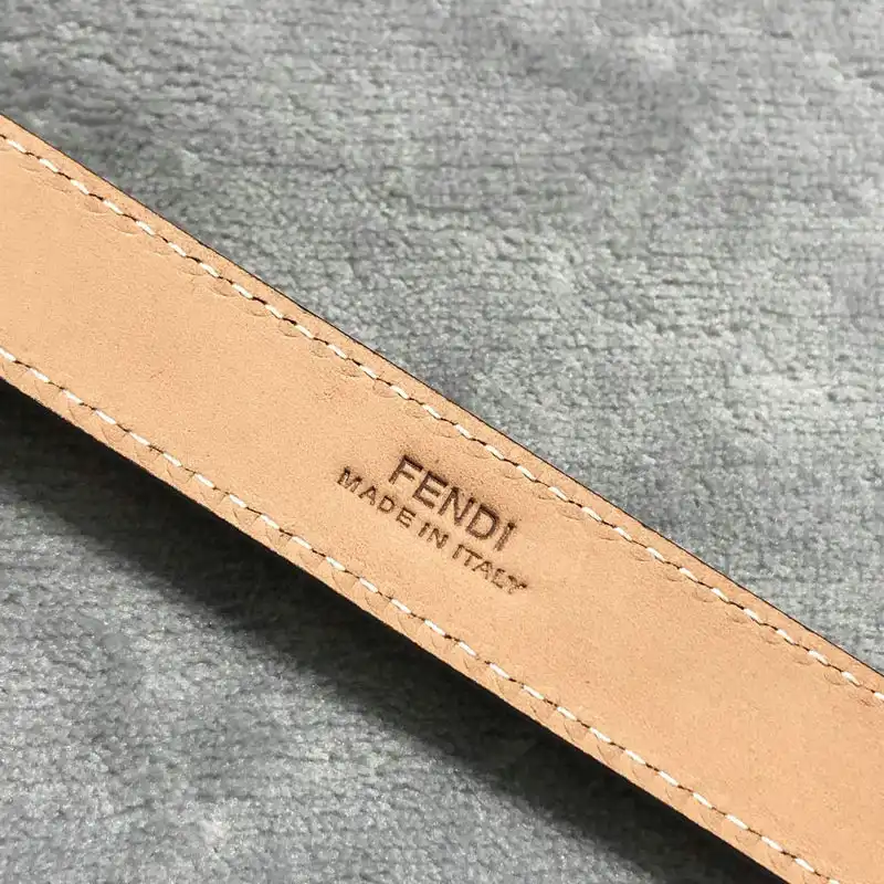 F**di s belt 2007xf0064