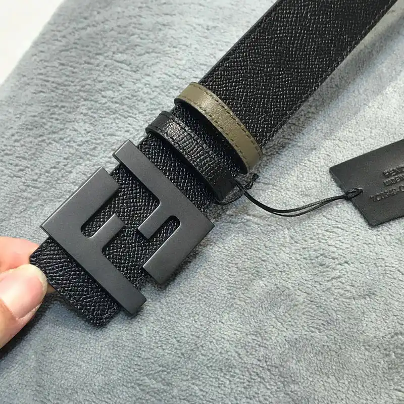 F**di s belt 2009xf0067