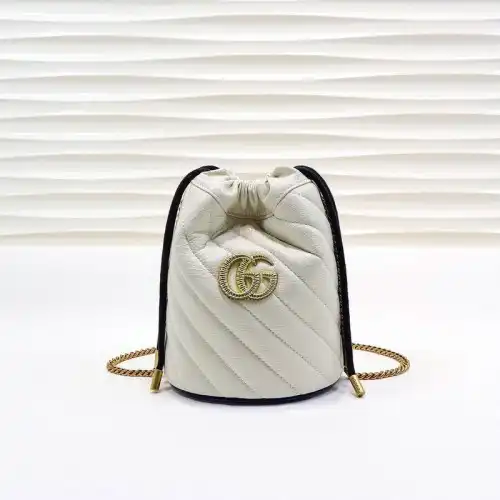 G*u*i bags 205b570025