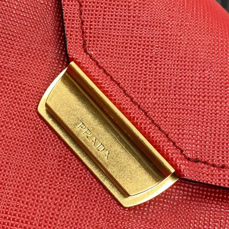 Pra*a bags 206b570019