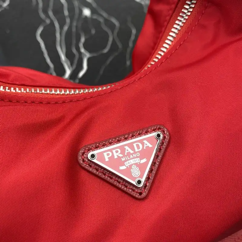 Pra*a bags 206b570029