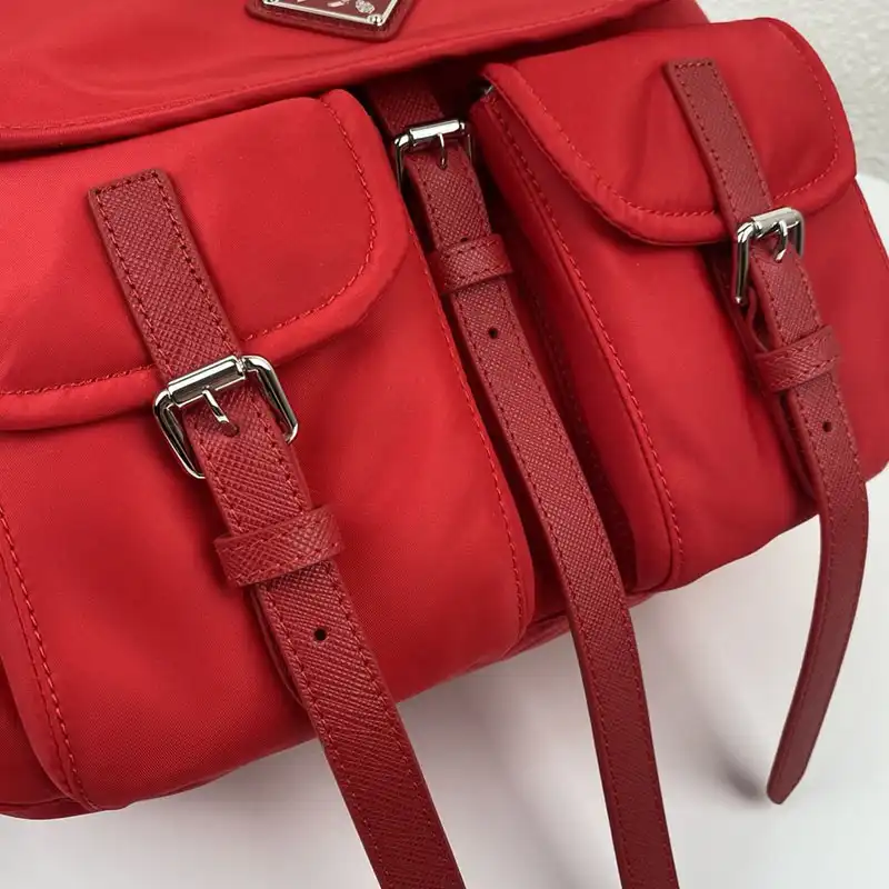 Pra*a bags 208b570121