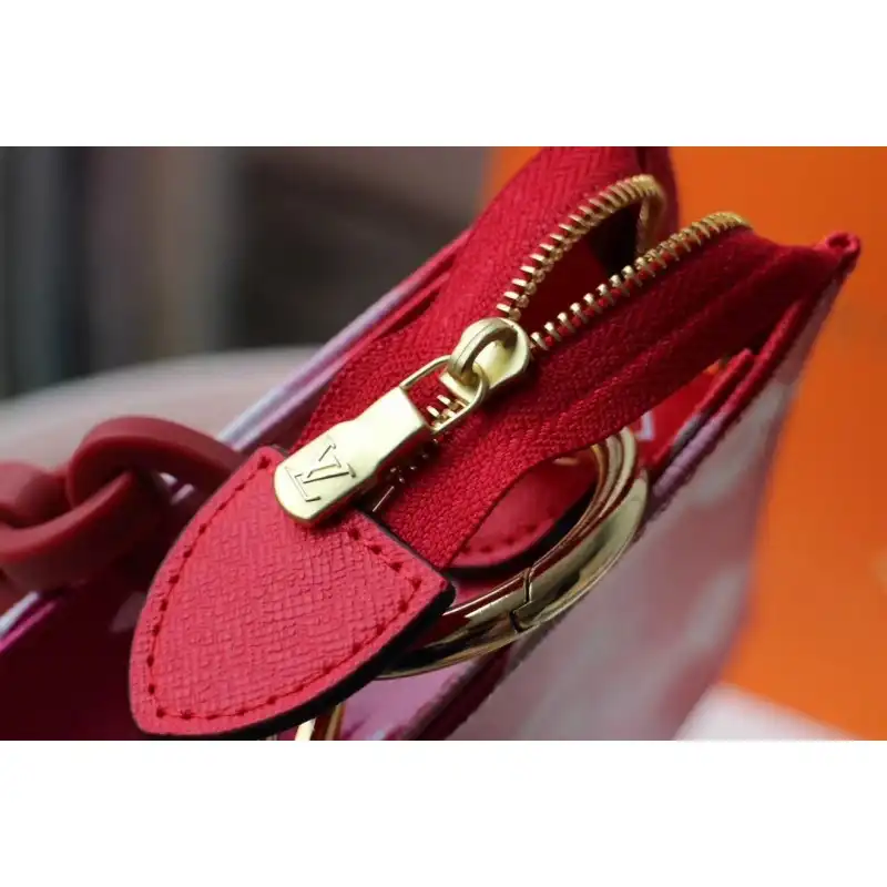 Pra*a bags 20b570064