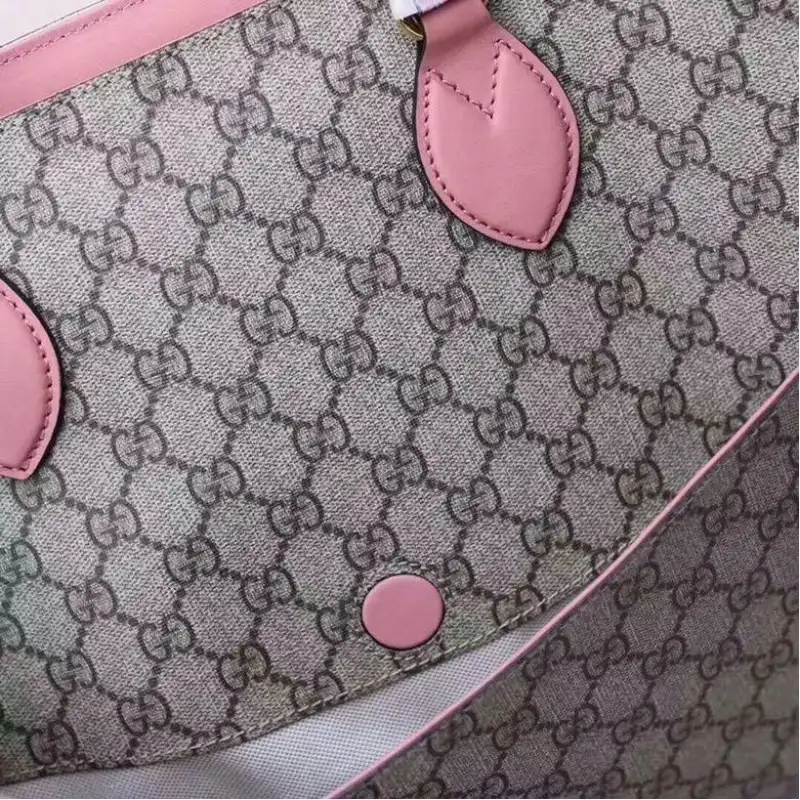 G*u*i bags 20b570213