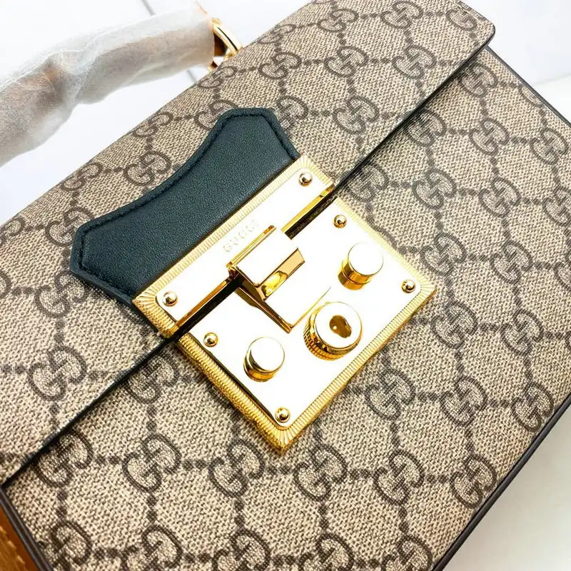 G*u*i bags 20b570217