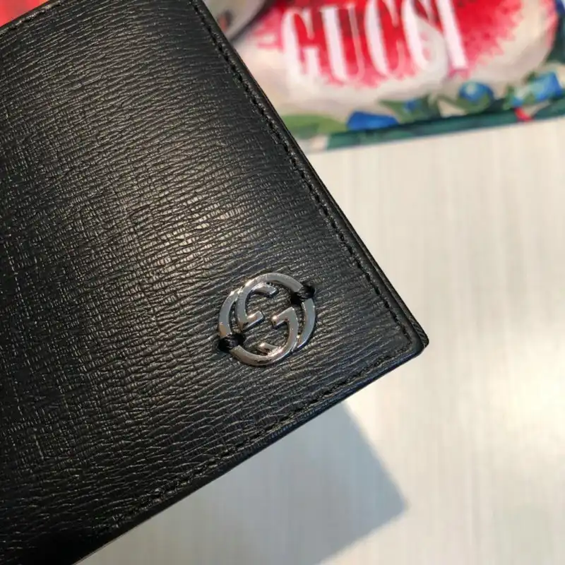 G*u*i bags 20guc0137