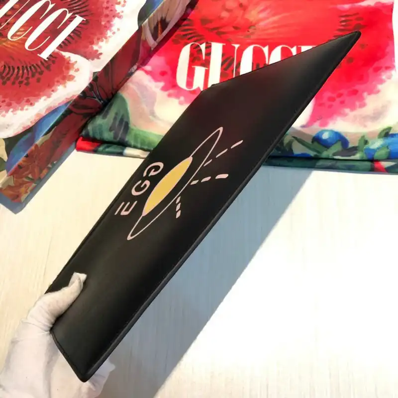 G*u*i bags 20guc0217