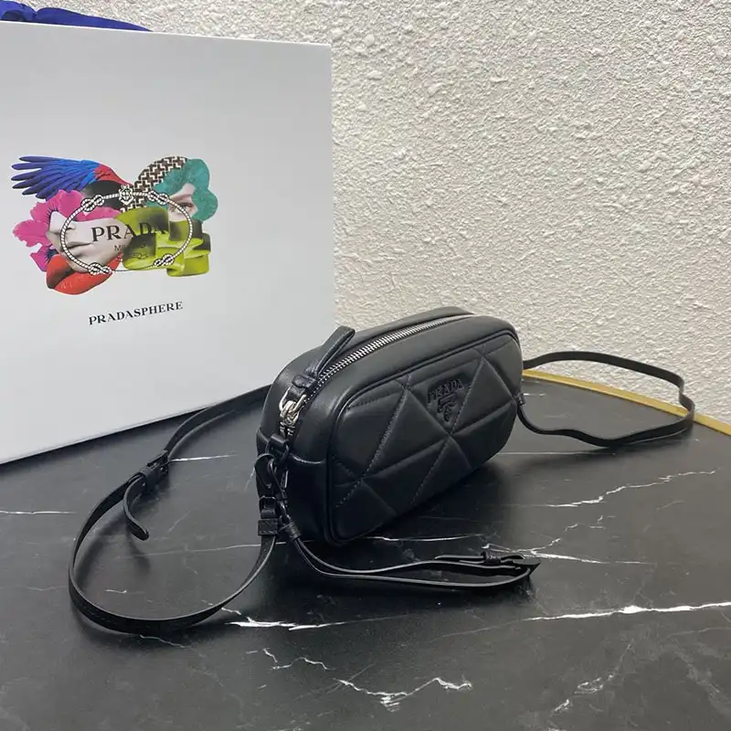 Pra*a bags 204b570048