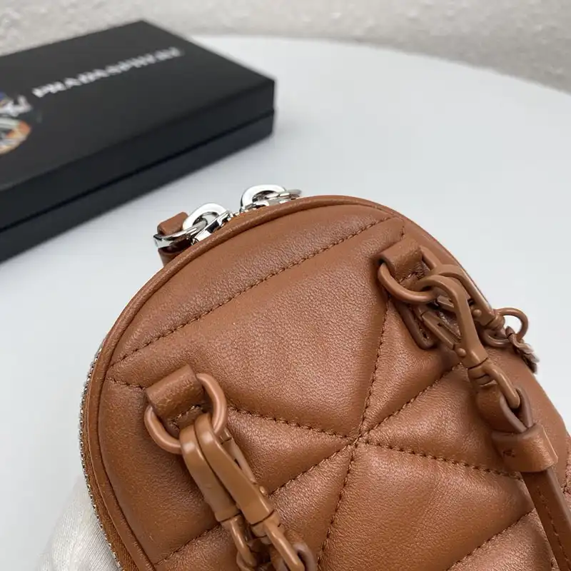 Pra*a bags 204b570052