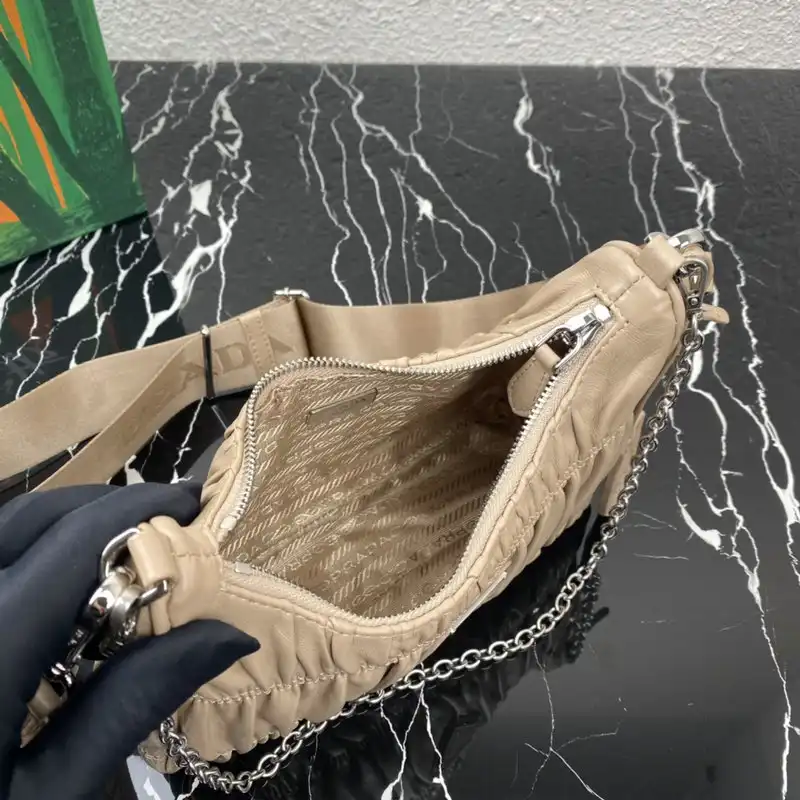 Pra*a bags 2104dj0033