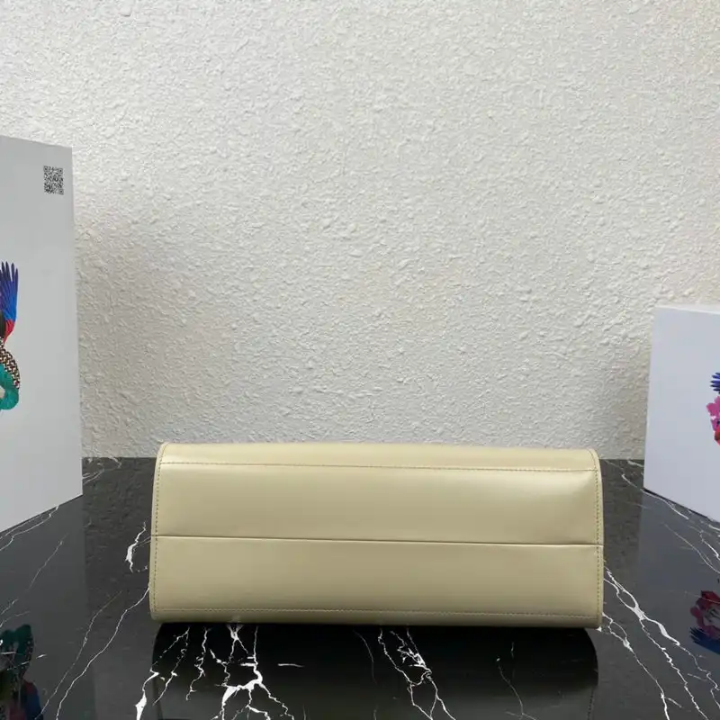 Pra*a bags 2106dj0024