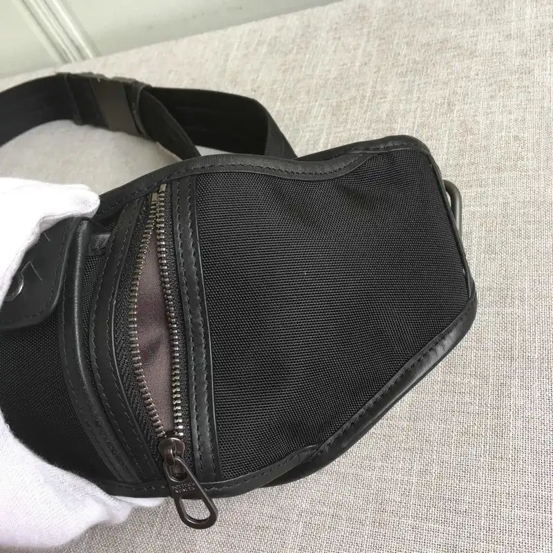 b0tt*ga Ven*ta bag 2108sf0205