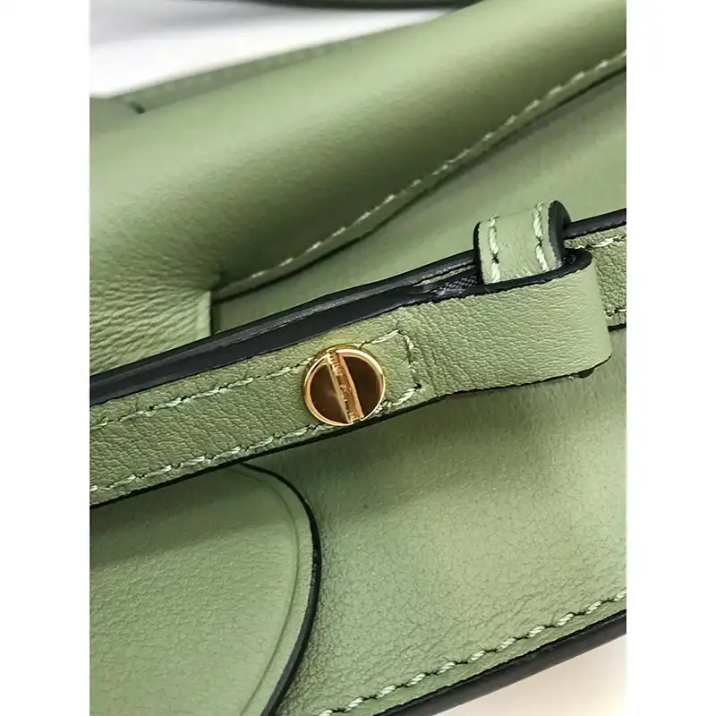 L0ew* s bags 2108ya0013