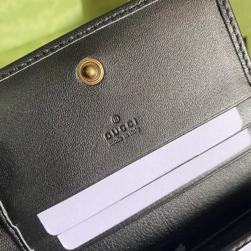 G*u*i s bags 2108ya0067