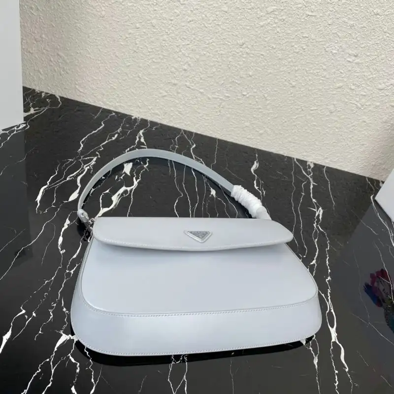 Pra*a bag 2109ya0134