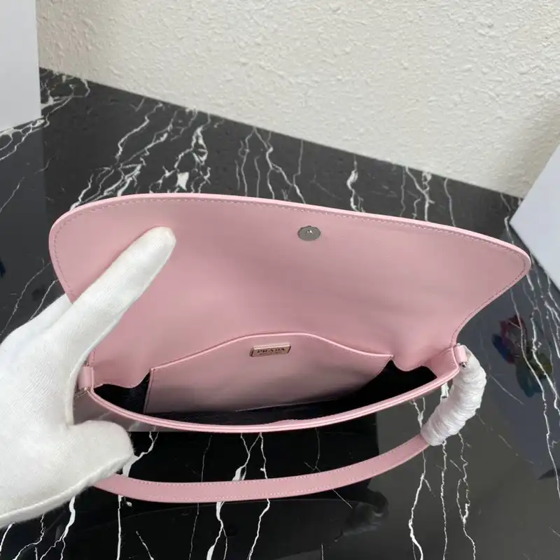 Pra*a bag 2109ya0135