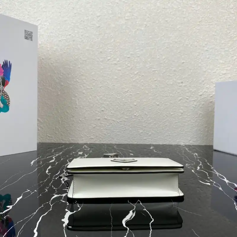 Pra*a bag 2109ya0141