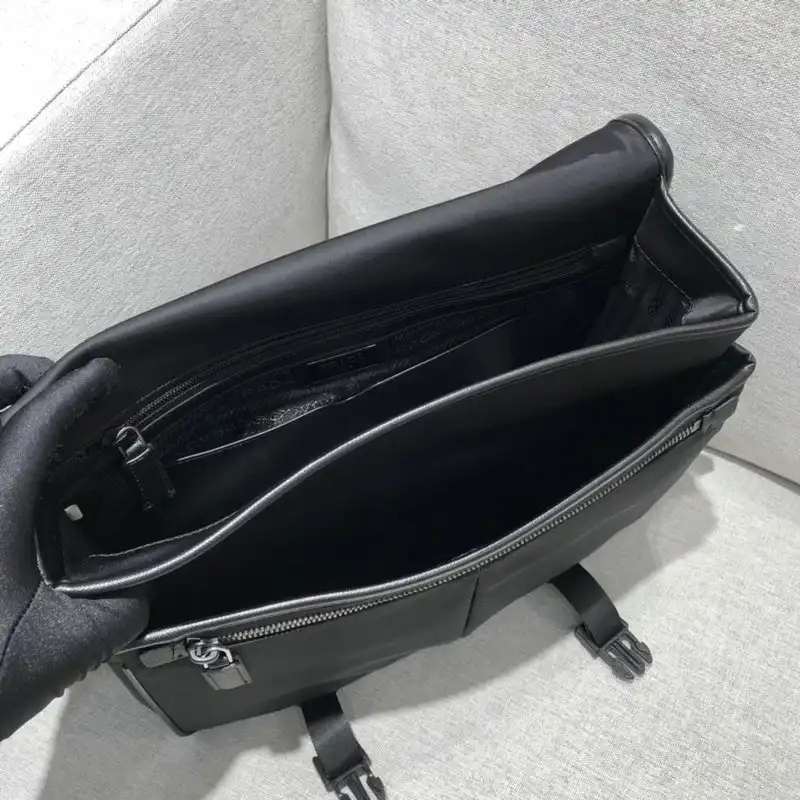 Pra*a s bags 2110yz0025