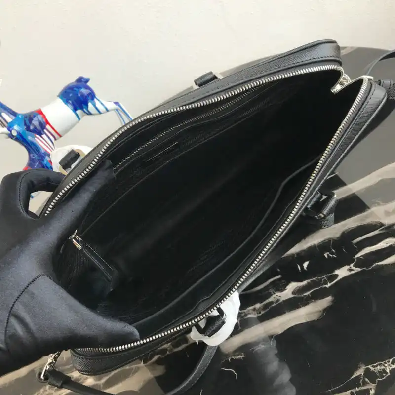 Pra*a s bags 2110yz0051