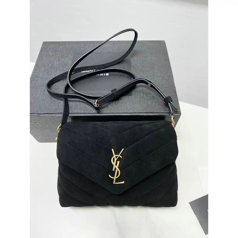 Y51 bags 2111hs0026