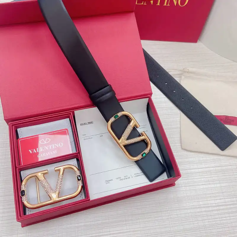 Va1e*ntin0 belts 2111xf0055