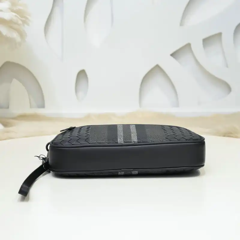 b0tt*ga Ven*ta bags 2111yz0016