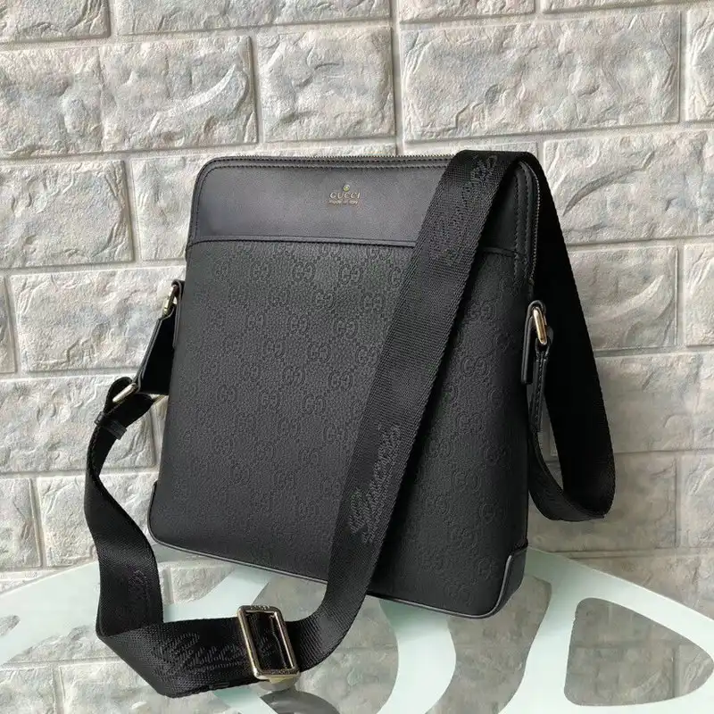 G*u*i bags 2111yz0054