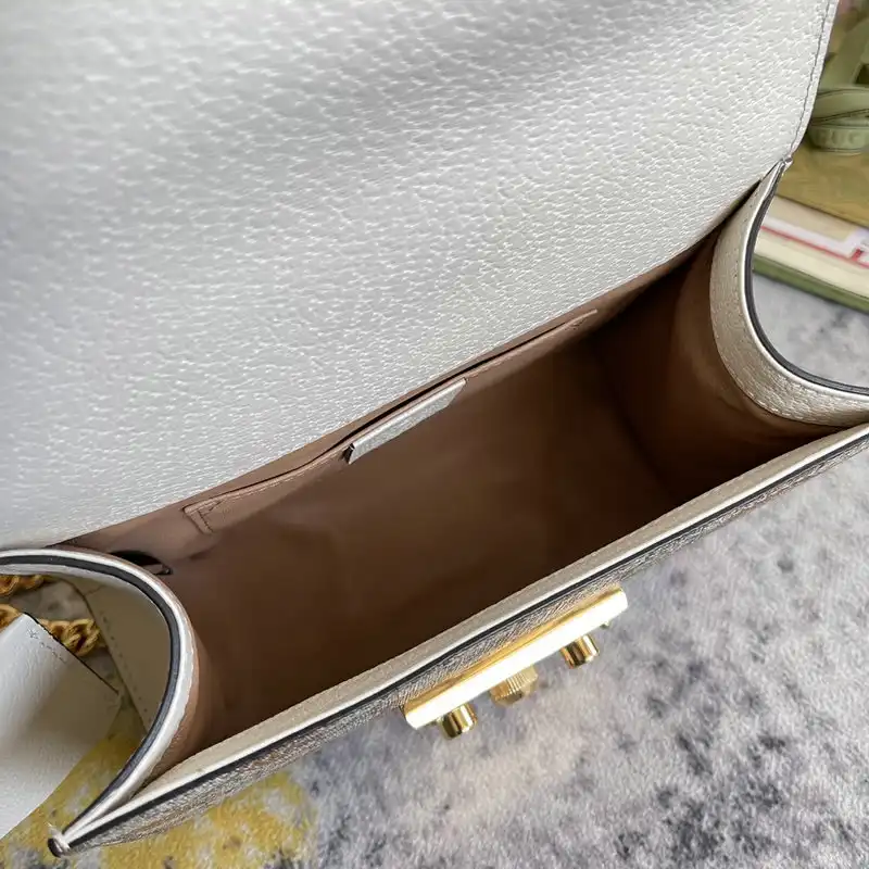 G*u*i bag 2201dj0017