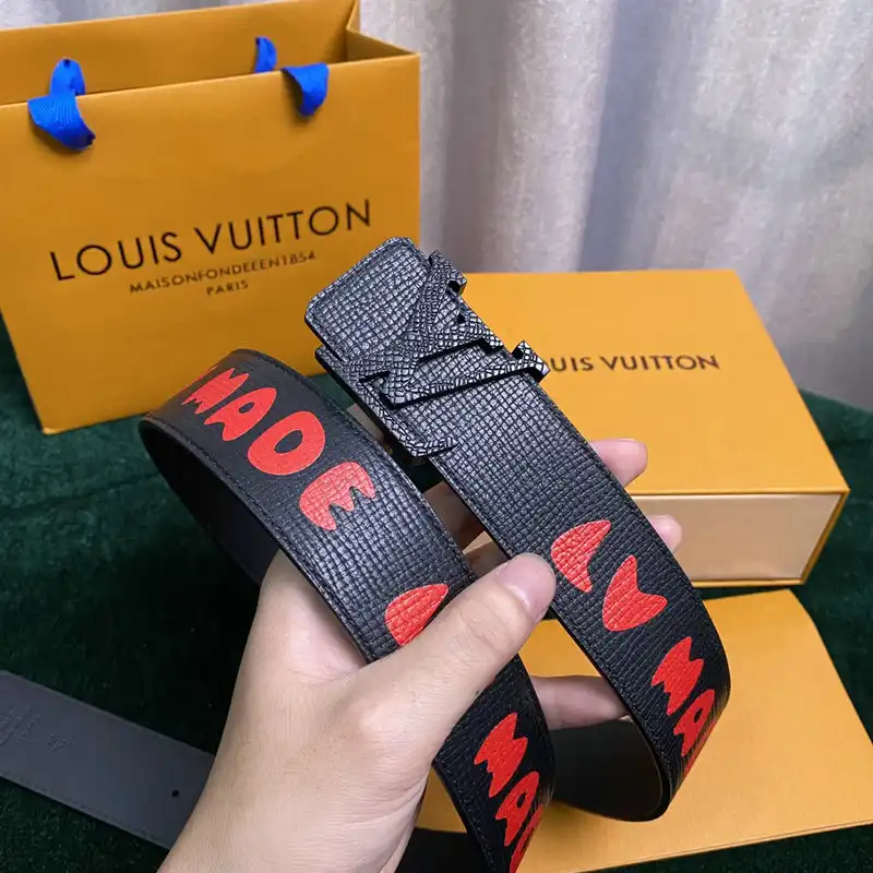 LV Belts 2204XA0051