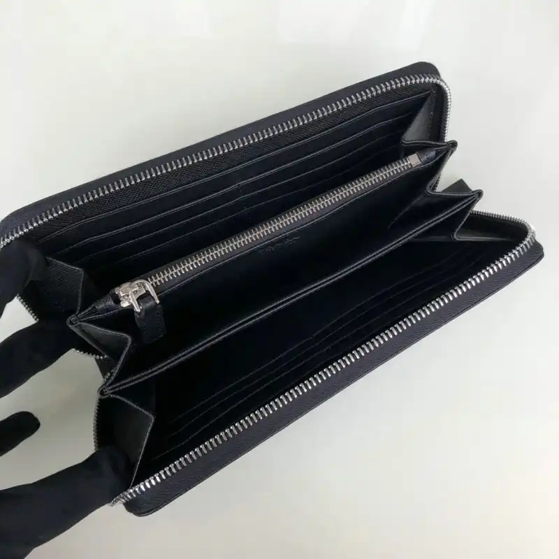 Pra*a bag 2204yz0009