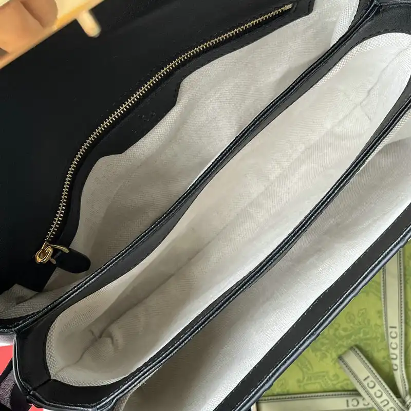 G*u*i bag 2205ya0039