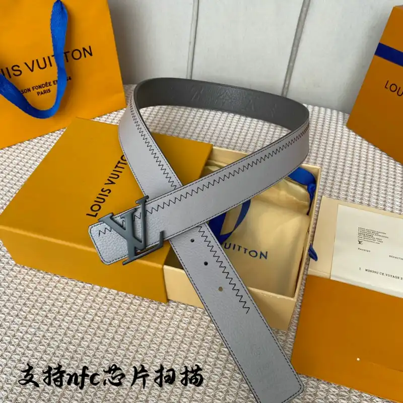 LV Belts 2207XF0043