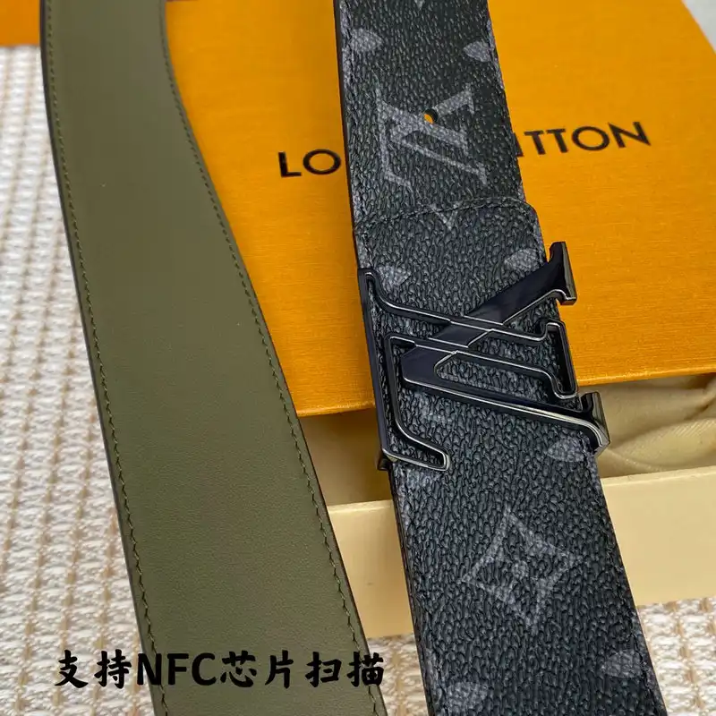 LV Belts 2207XF0090