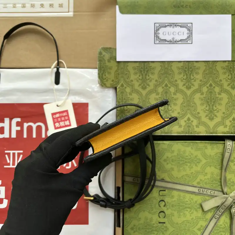 G*u*i bag 2207ya0018