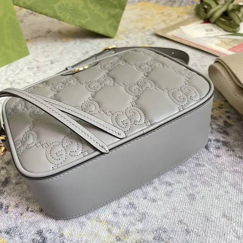 G*u*i bag 2209dj0035