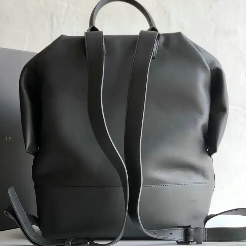 b0tt*ga Ven*ta bag 2209sf0003