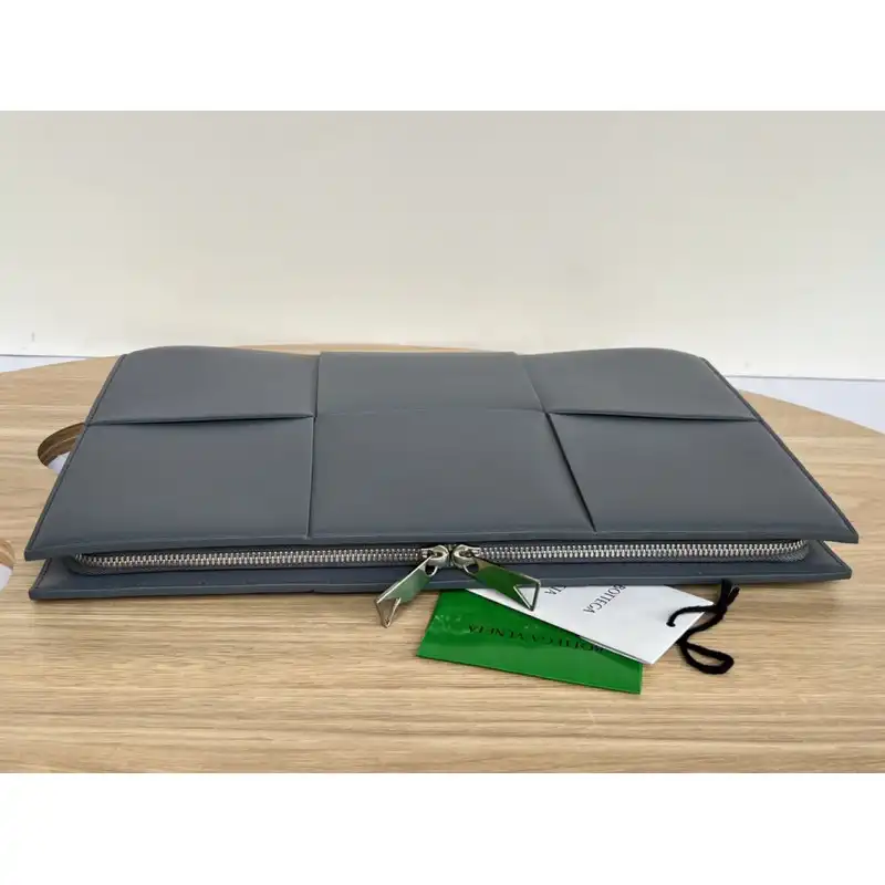 b0tt*ga Ven*ta bag 2209sf0029