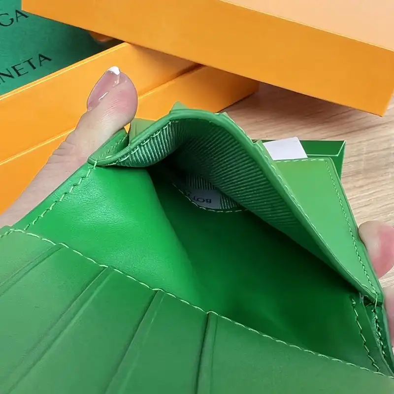 b0tt*ga Ven*ta bag 2209sf0098